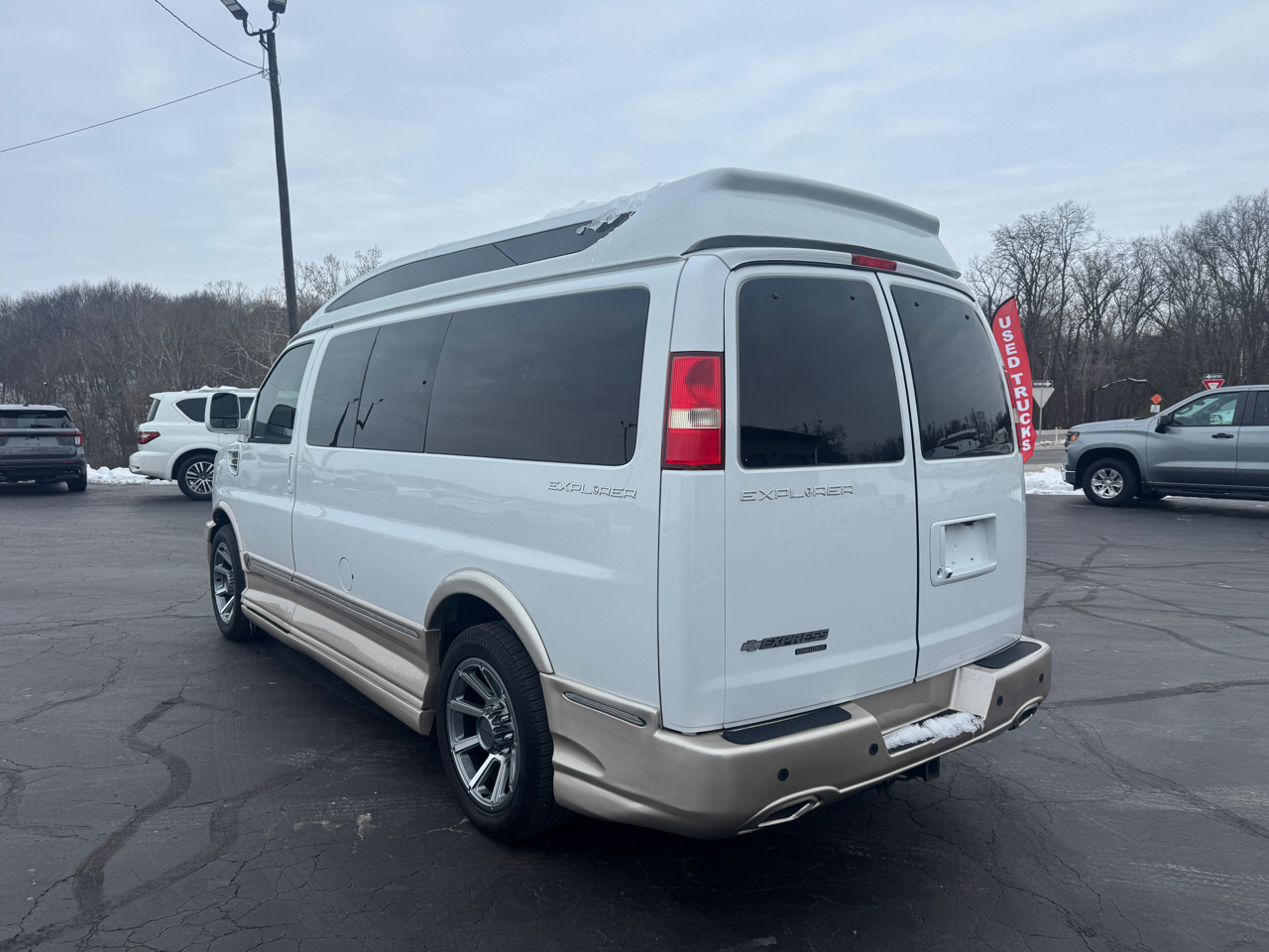 Chevrolet Express Passenger  2015