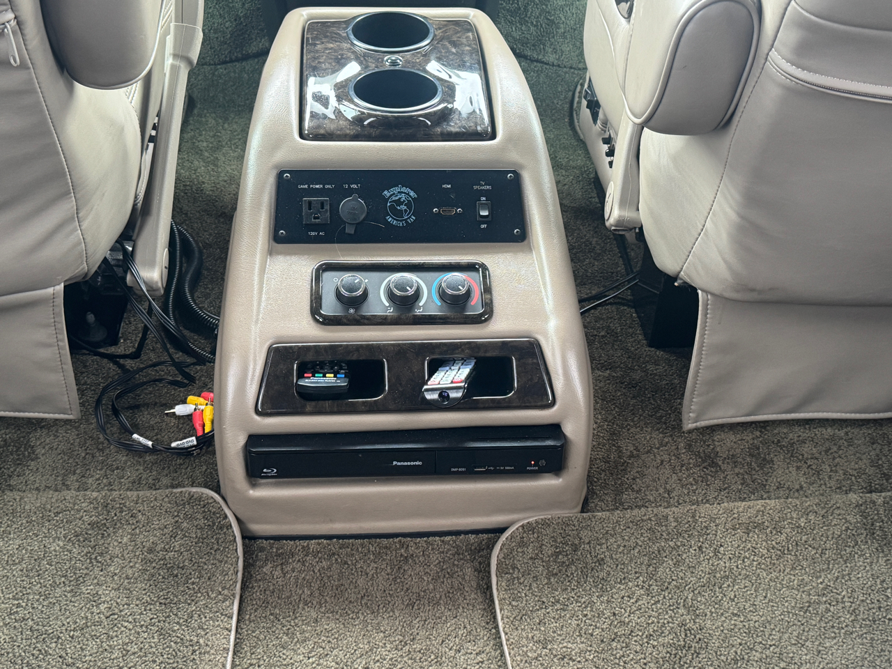 Chevrolet Express Passenger  2015