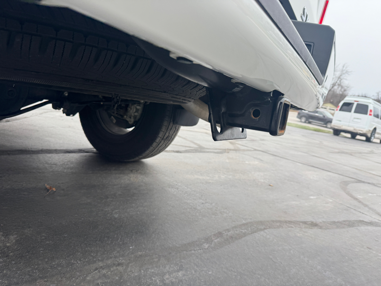 Nissan Titan Platinum Reserve Crew Cab 4WD 2024