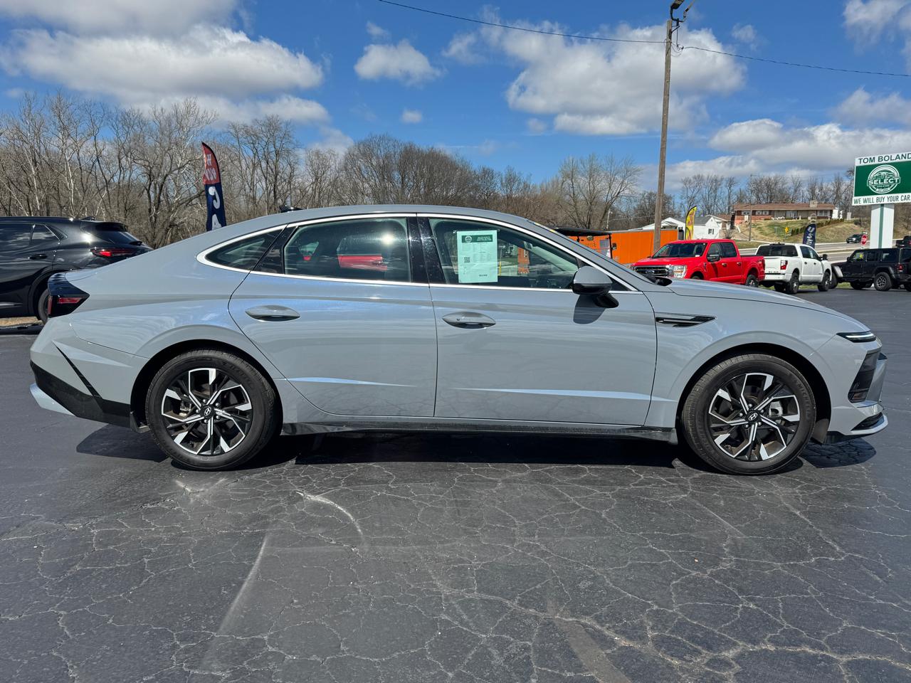 Hyundai Sonata SEL 2024