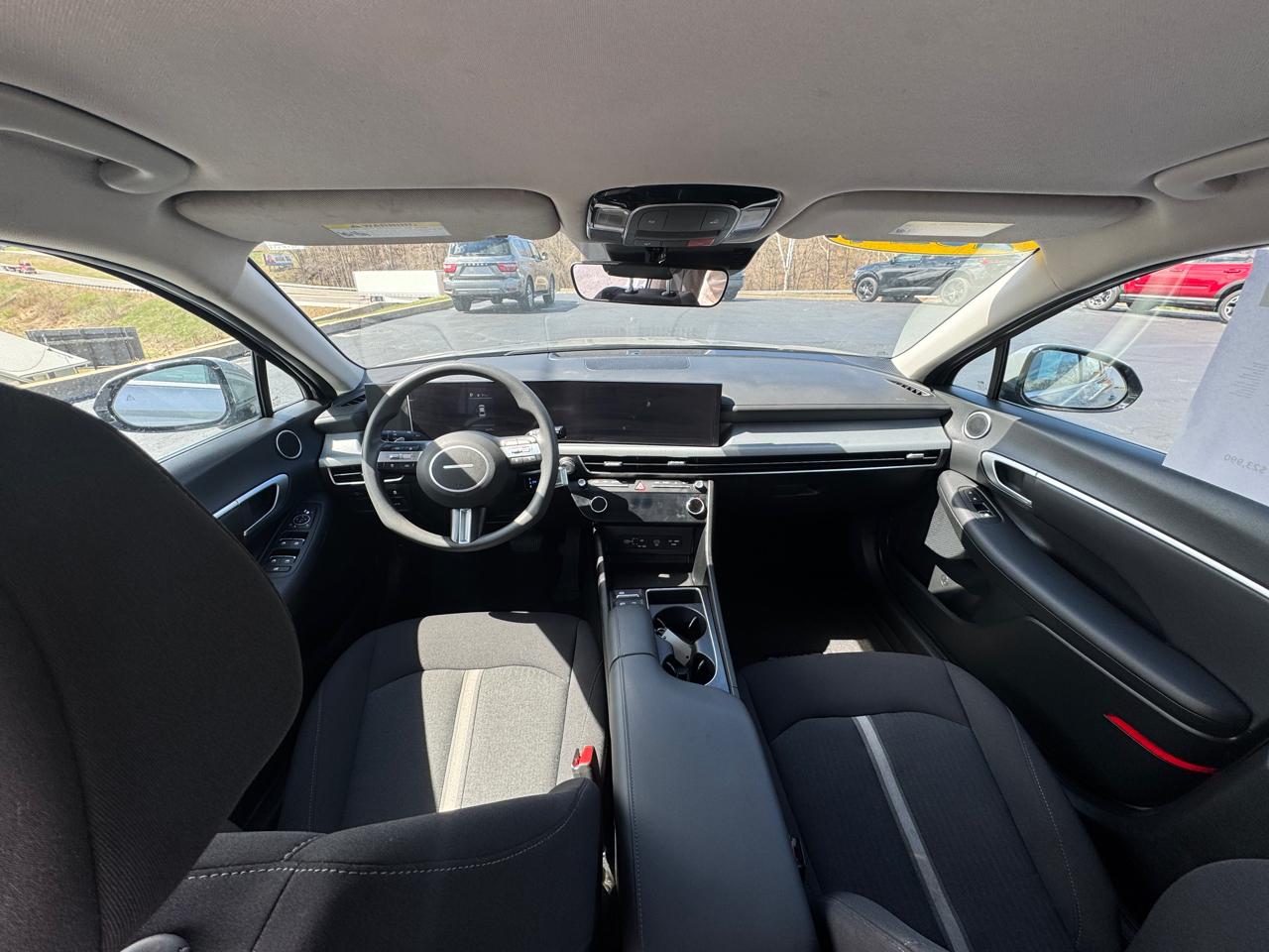 Hyundai Sonata SEL 2024