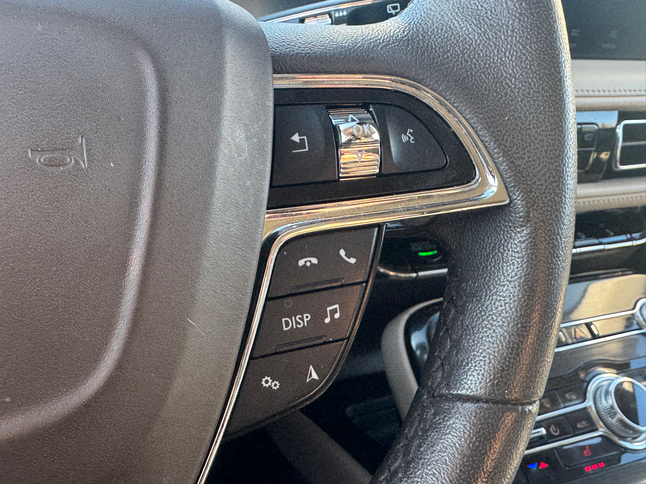 Lincoln Nautilus Base AWD 2022