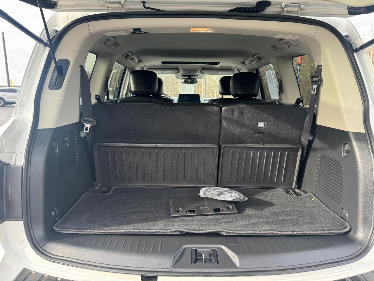 Nissan Armada SL AWD 2024