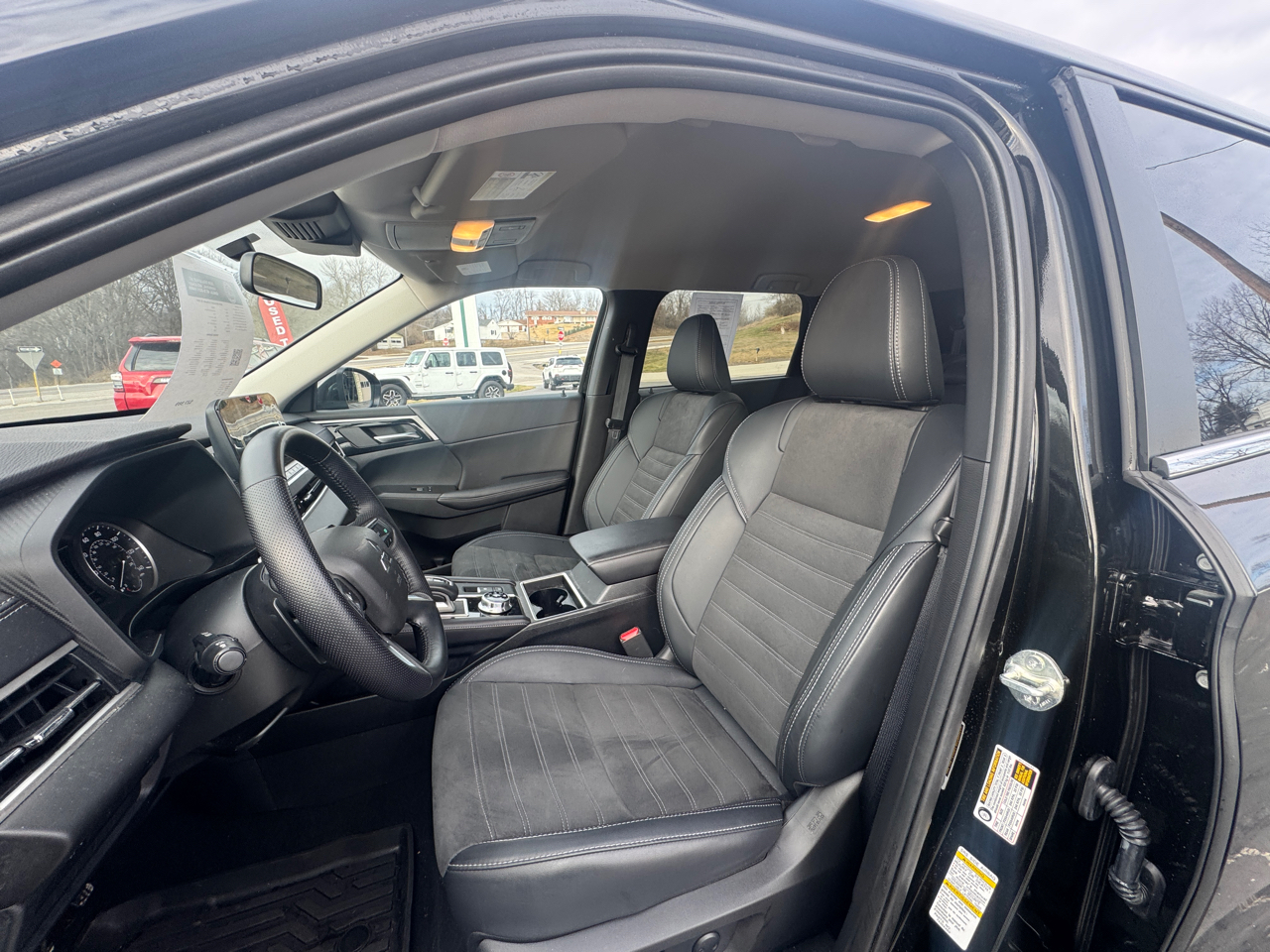 Mitsubishi Outlander SE 4WD 2024