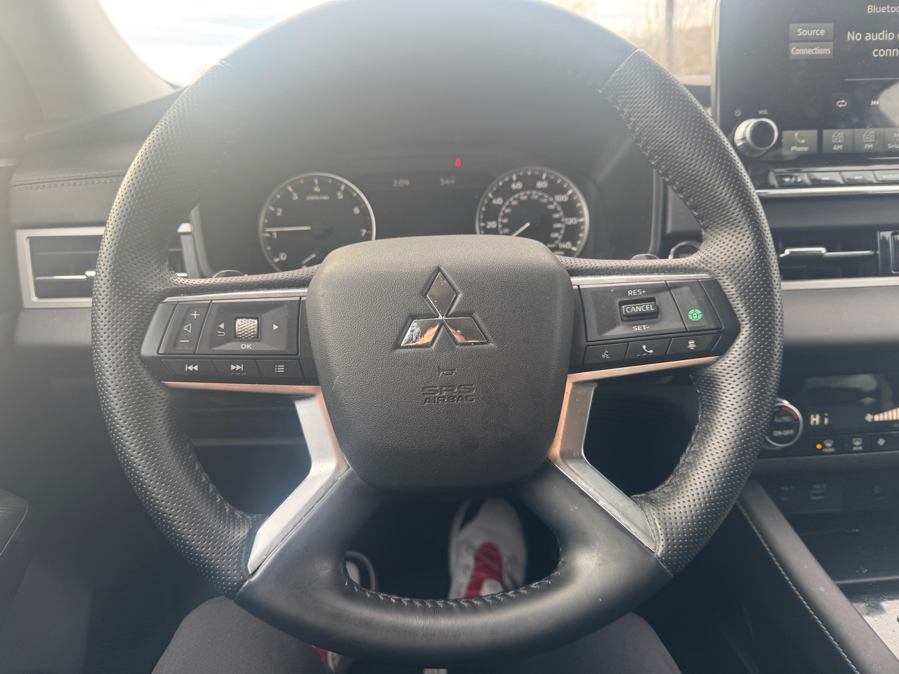 Mitsubishi Outlander SE 4WD 2024