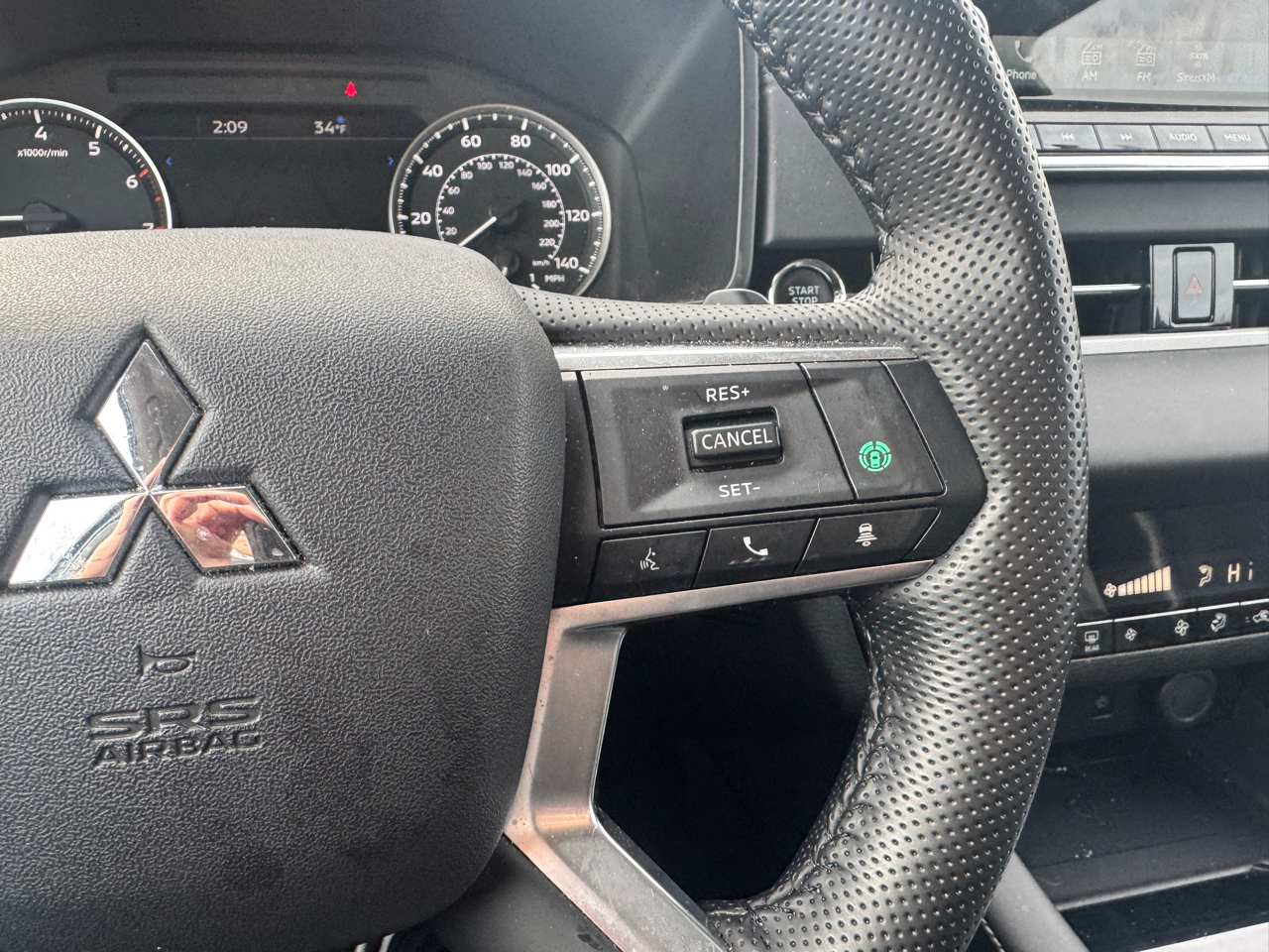 Mitsubishi Outlander SE 4WD 2024