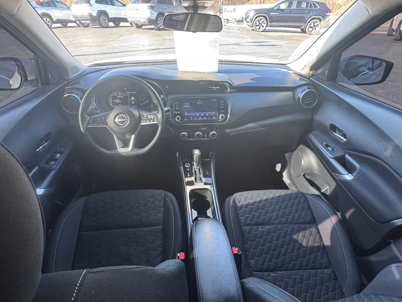 Nissan Kicks SV 2024
