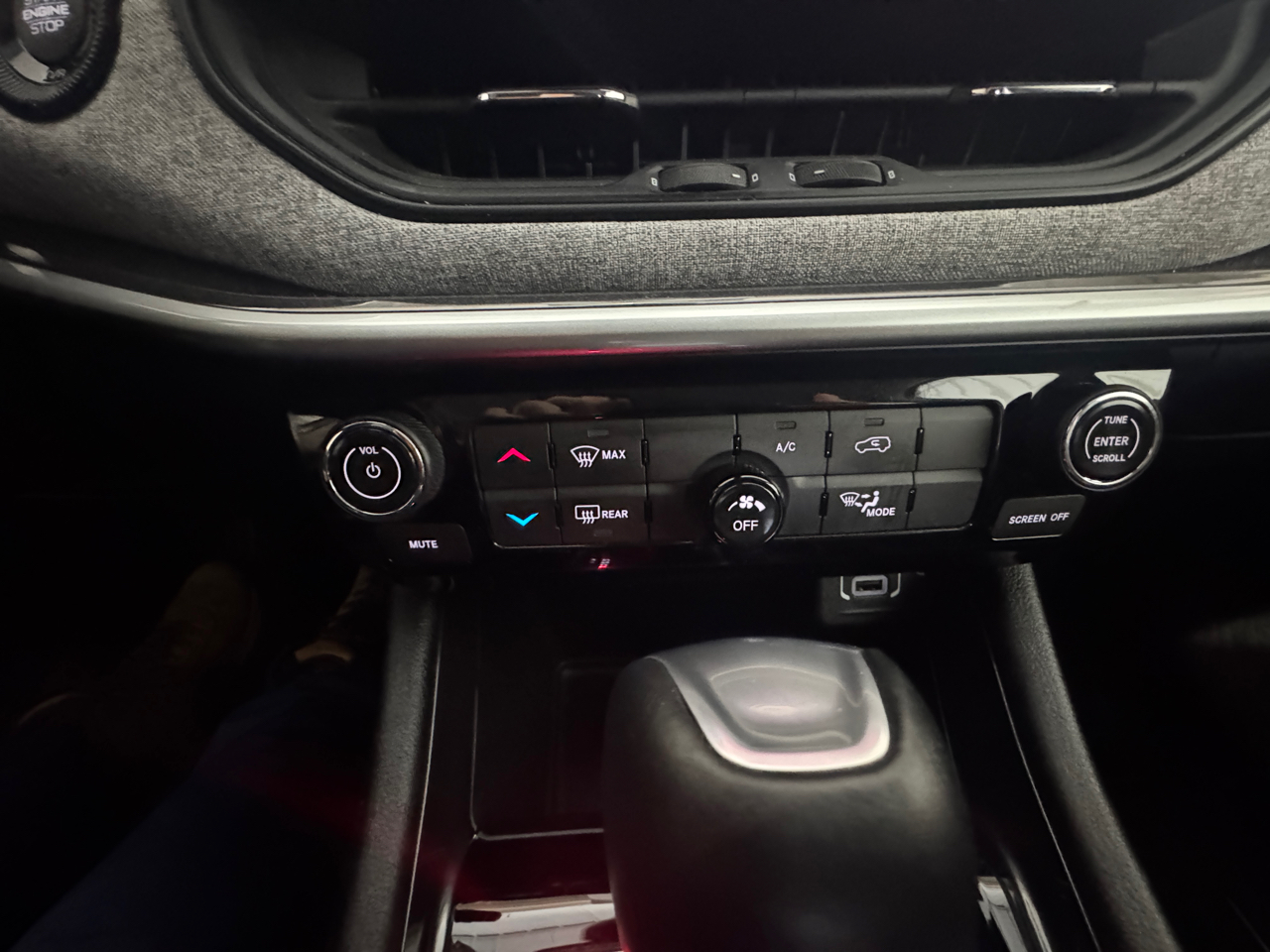 Jeep Compass Latitude 4D SUV 4WD 2022