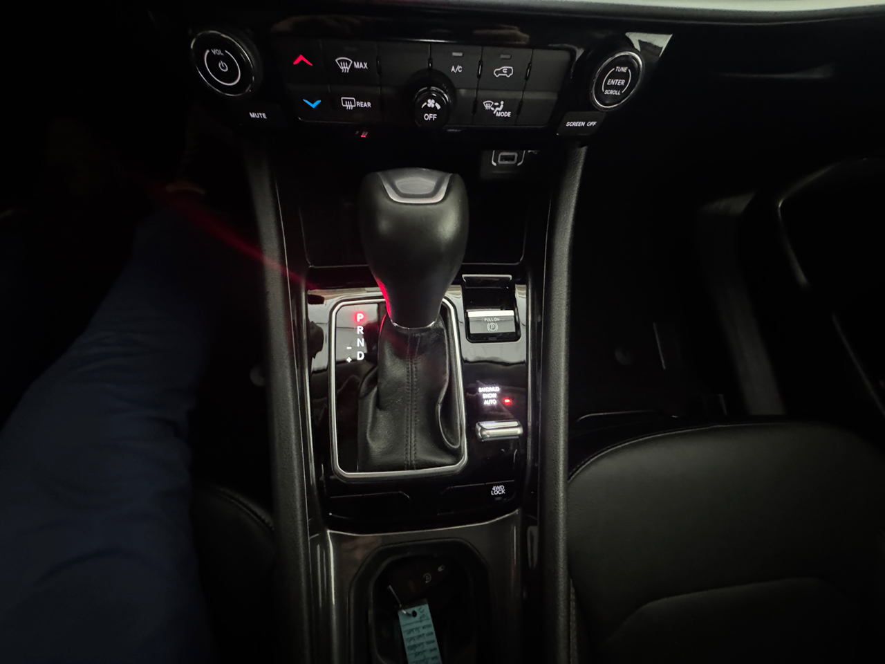 Jeep Compass Latitude 4D SUV 4WD 2022