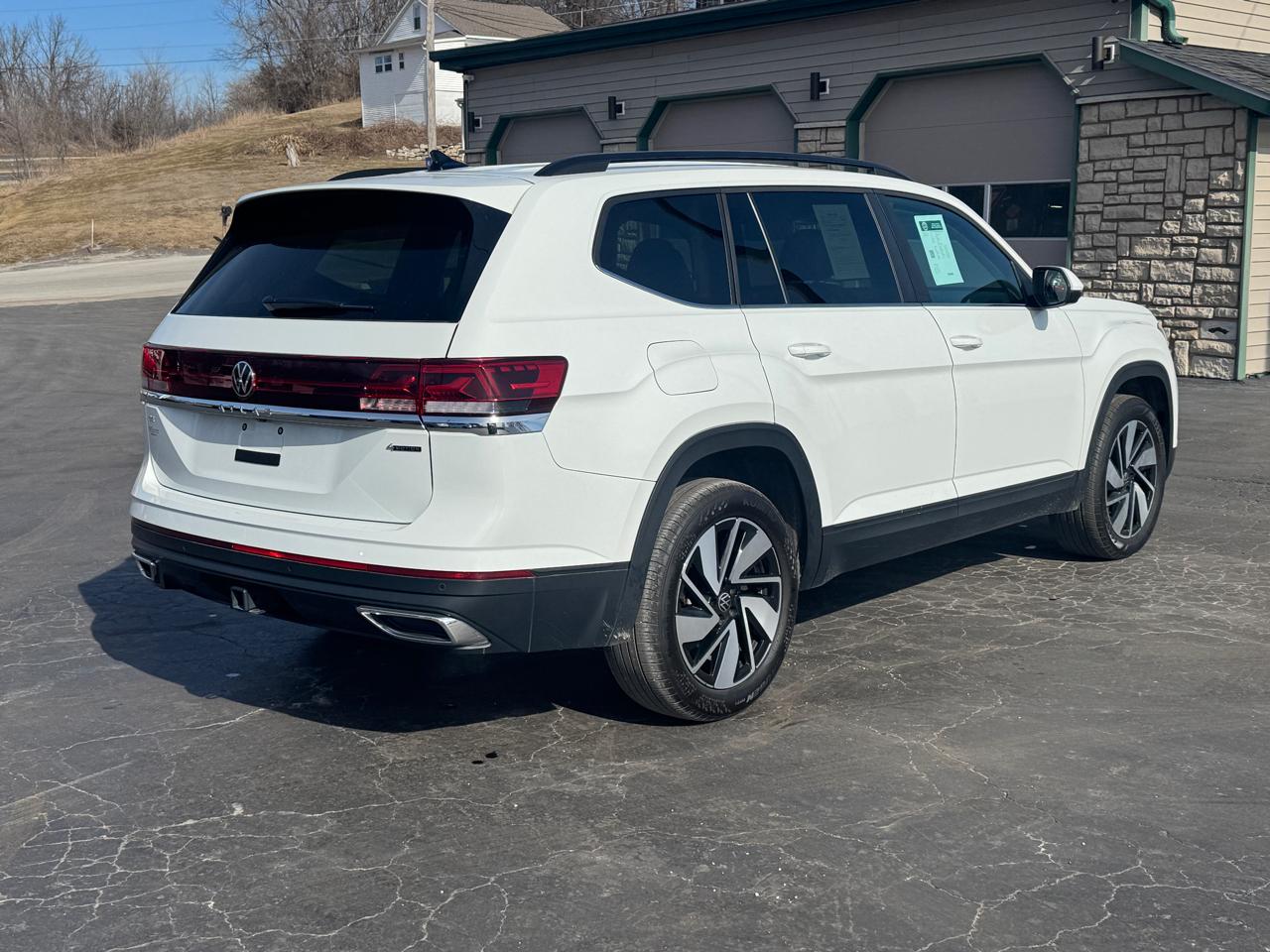 Volkswagen Atlas SE w/Technology 4MOTION 2025