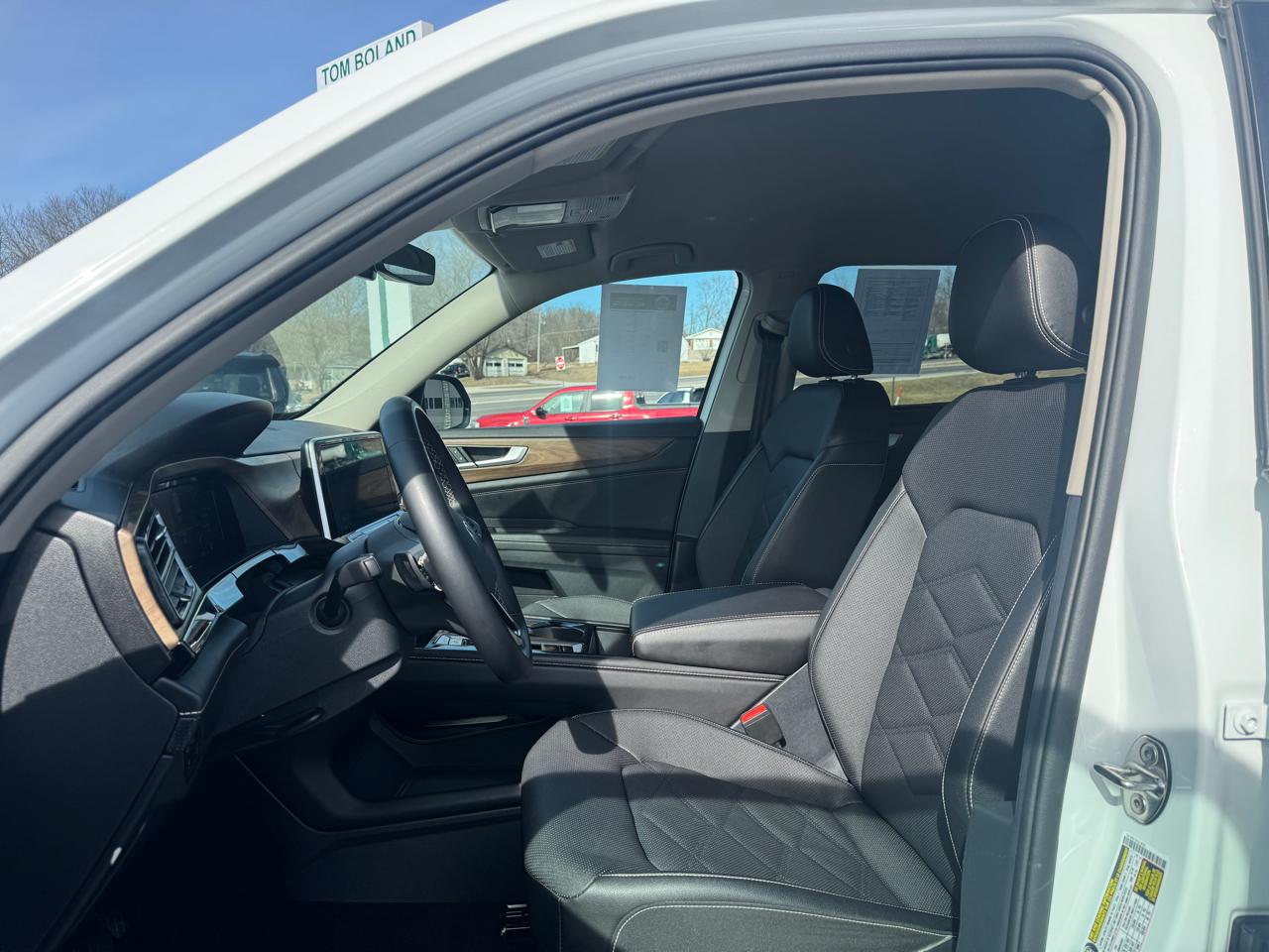 Volkswagen Atlas SE w/Technology 4MOTION 2025