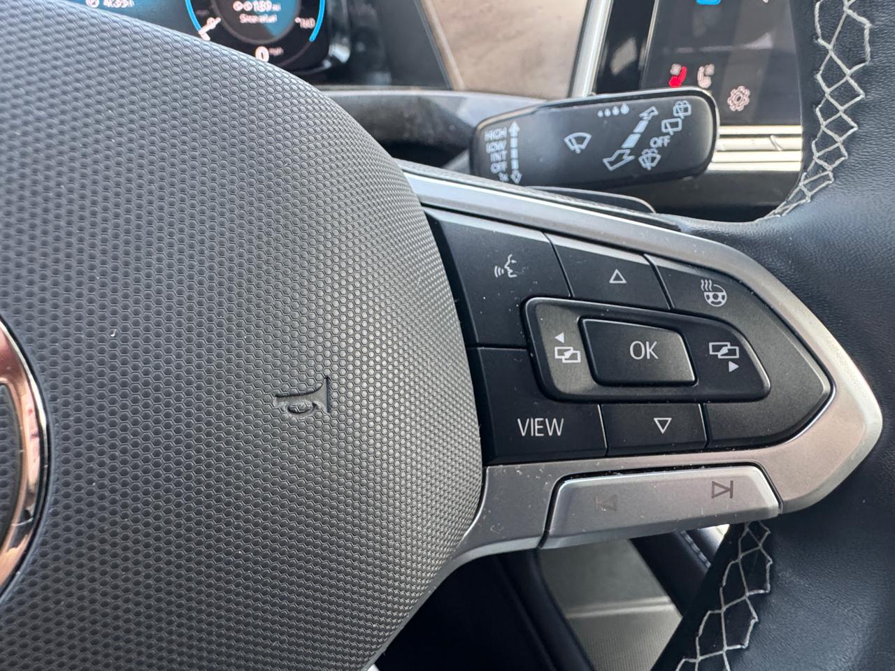 Volkswagen Atlas SE w/Technology 4MOTION 2025