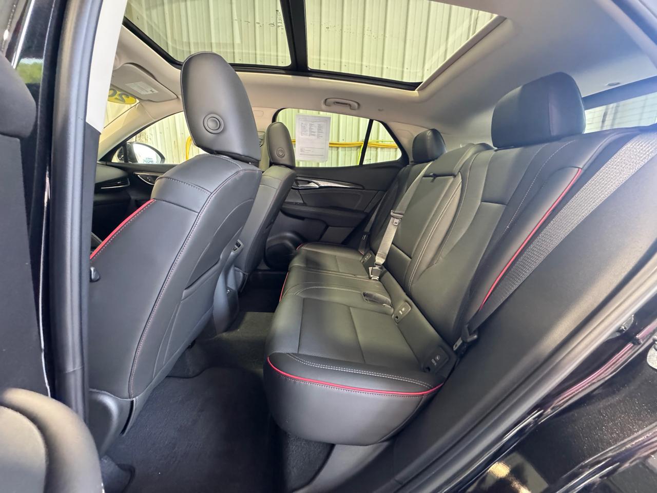 Buick Envision Essense AWD 2023