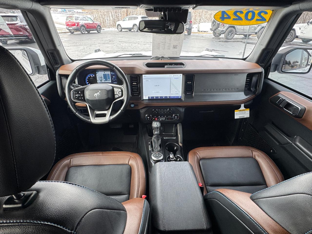 Ford Bronco Outer Banks 4-Door 2024