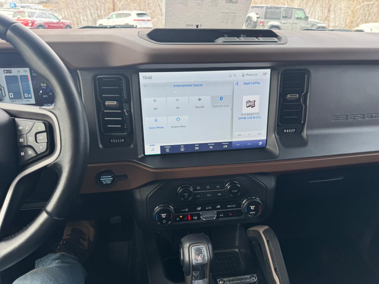 Ford Bronco Outer Banks 4-Door 2024