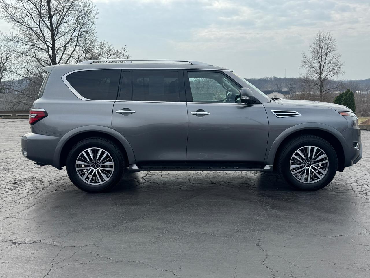 Nissan Armada SL AWD 2024