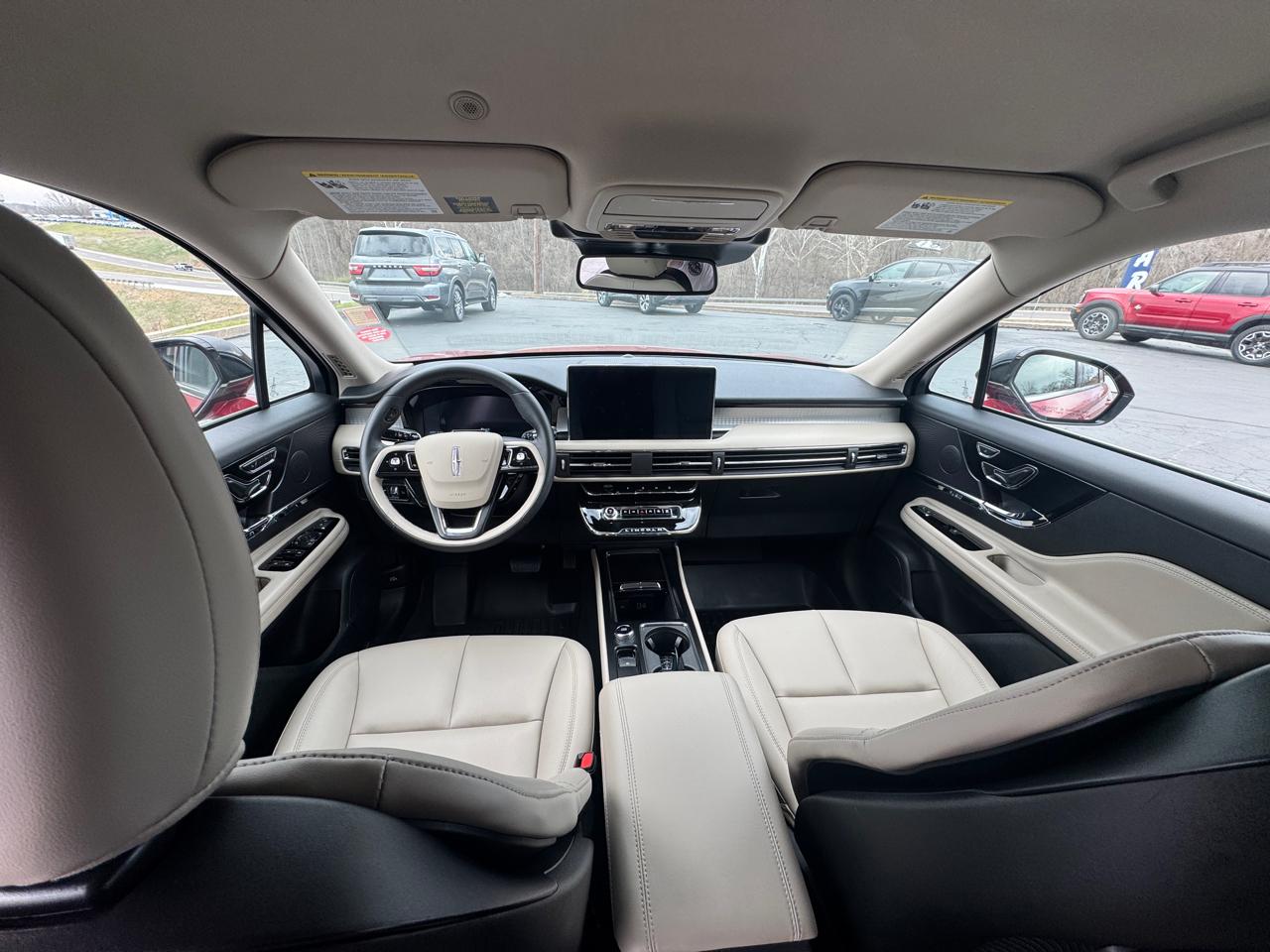 Lincoln Corsair Premiere AWD 2025