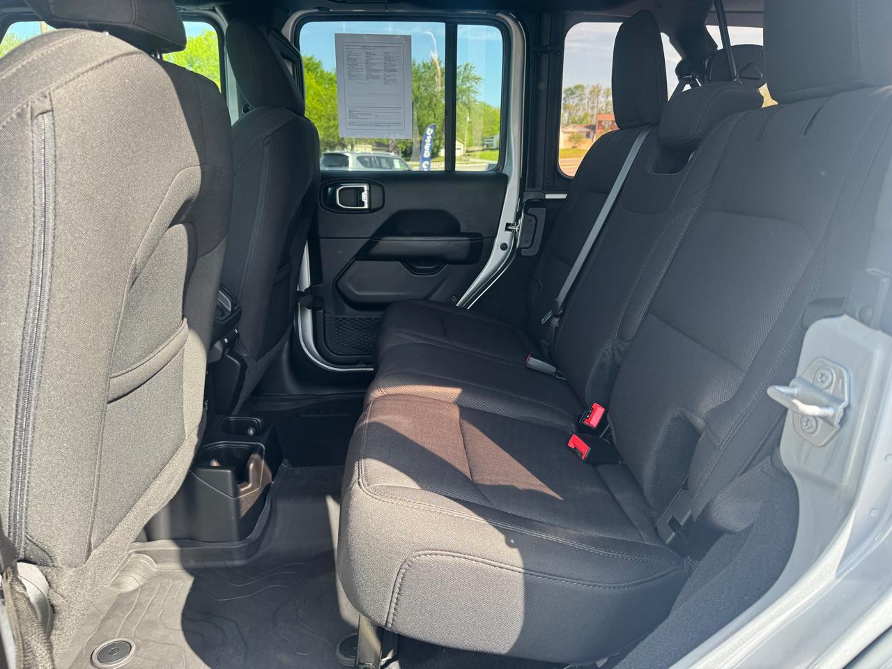 Jeep Wrangler Unlimited Sahara 2023