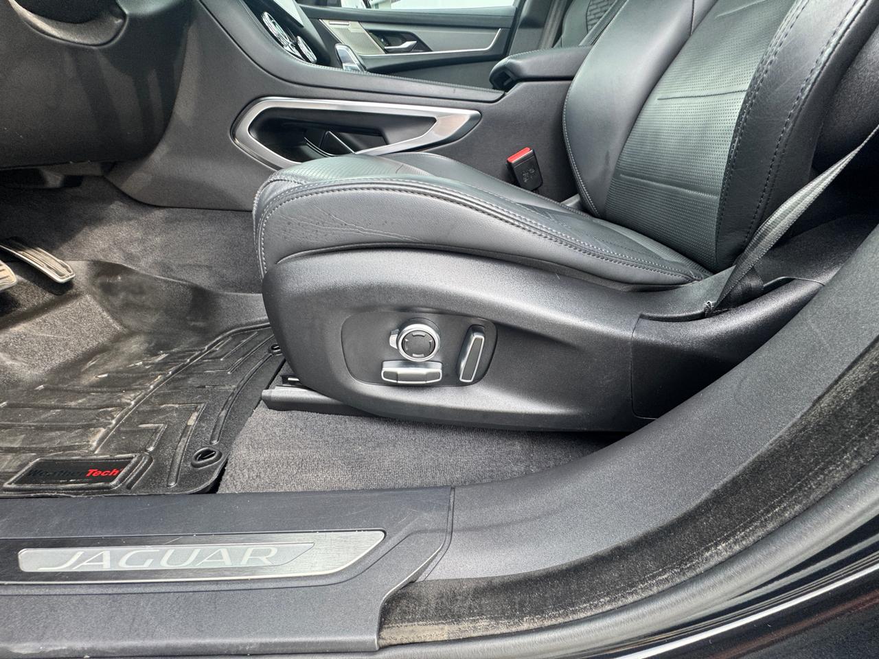 Jaguar F-Pace SVR 2023