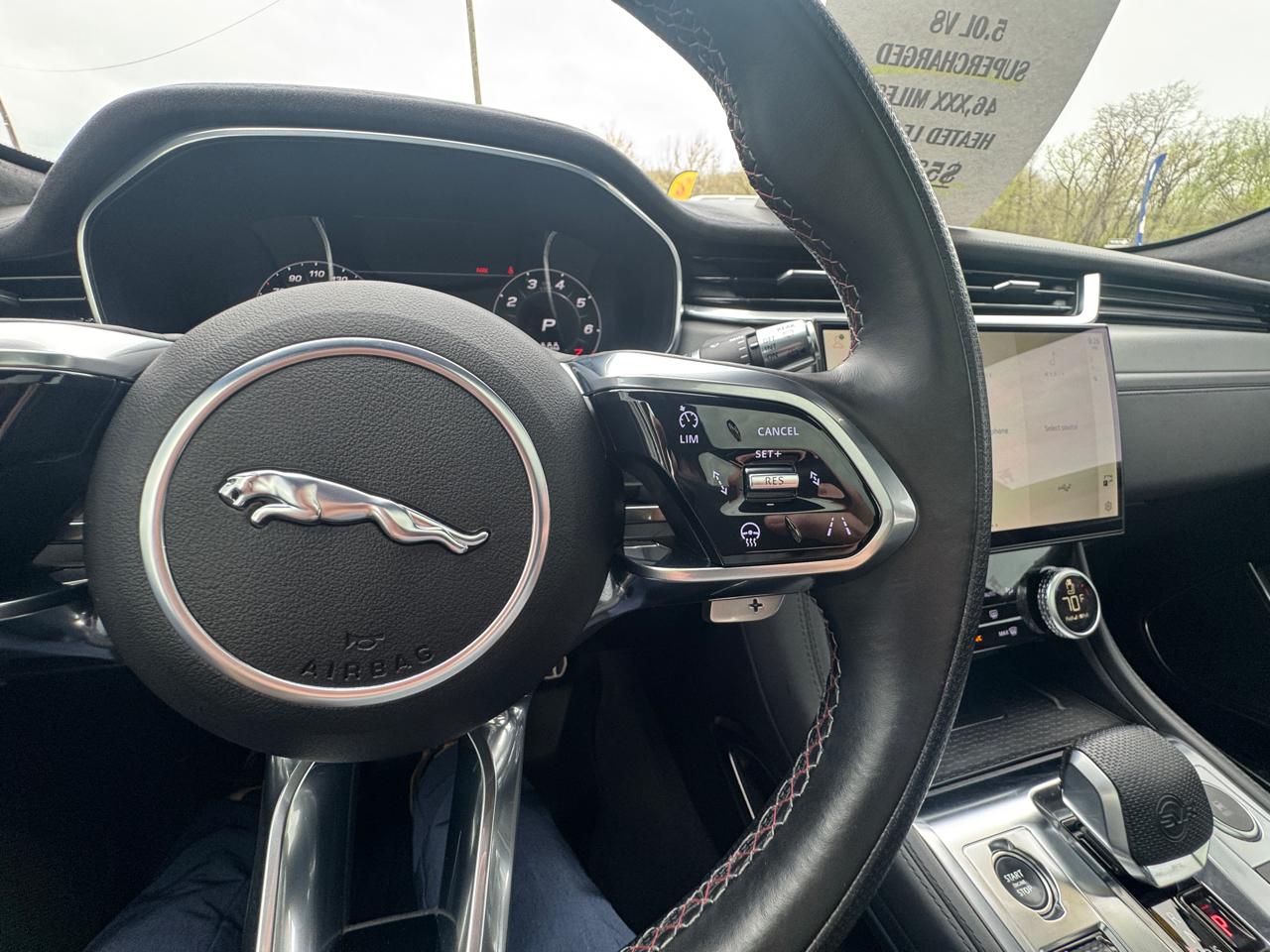 Jaguar F-Pace SVR 2023