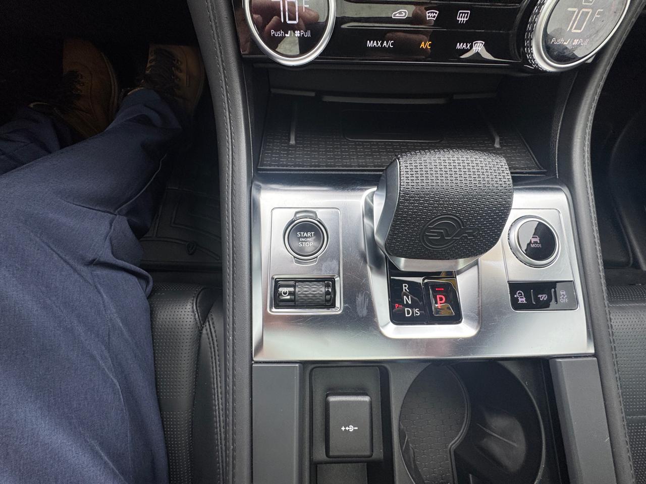 Jaguar F-Pace SVR 2023