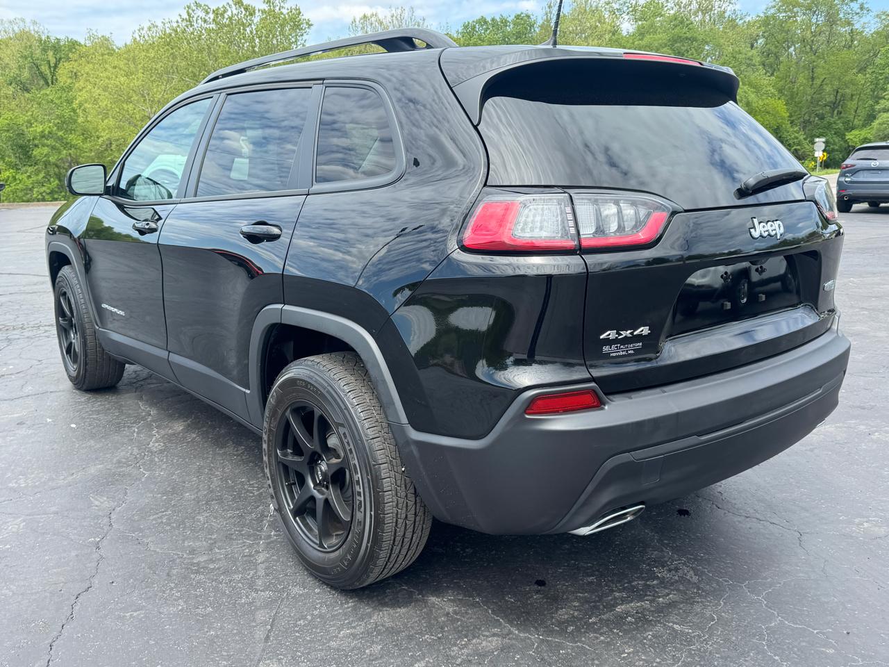 Jeep Cherokee Latitude LUX 4D SUV 4WD 2022