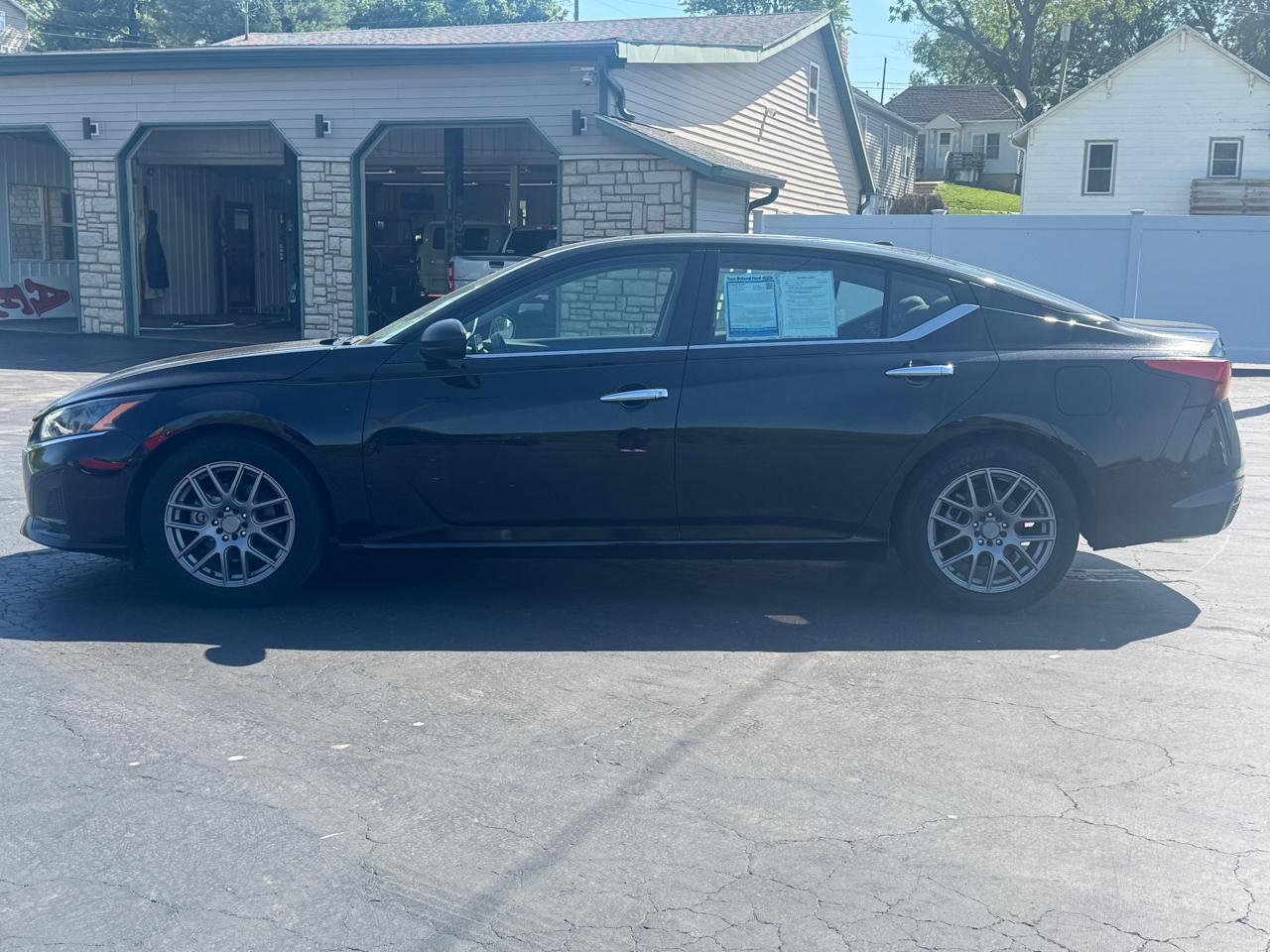 Nissan Altima 2.5 SV 2024