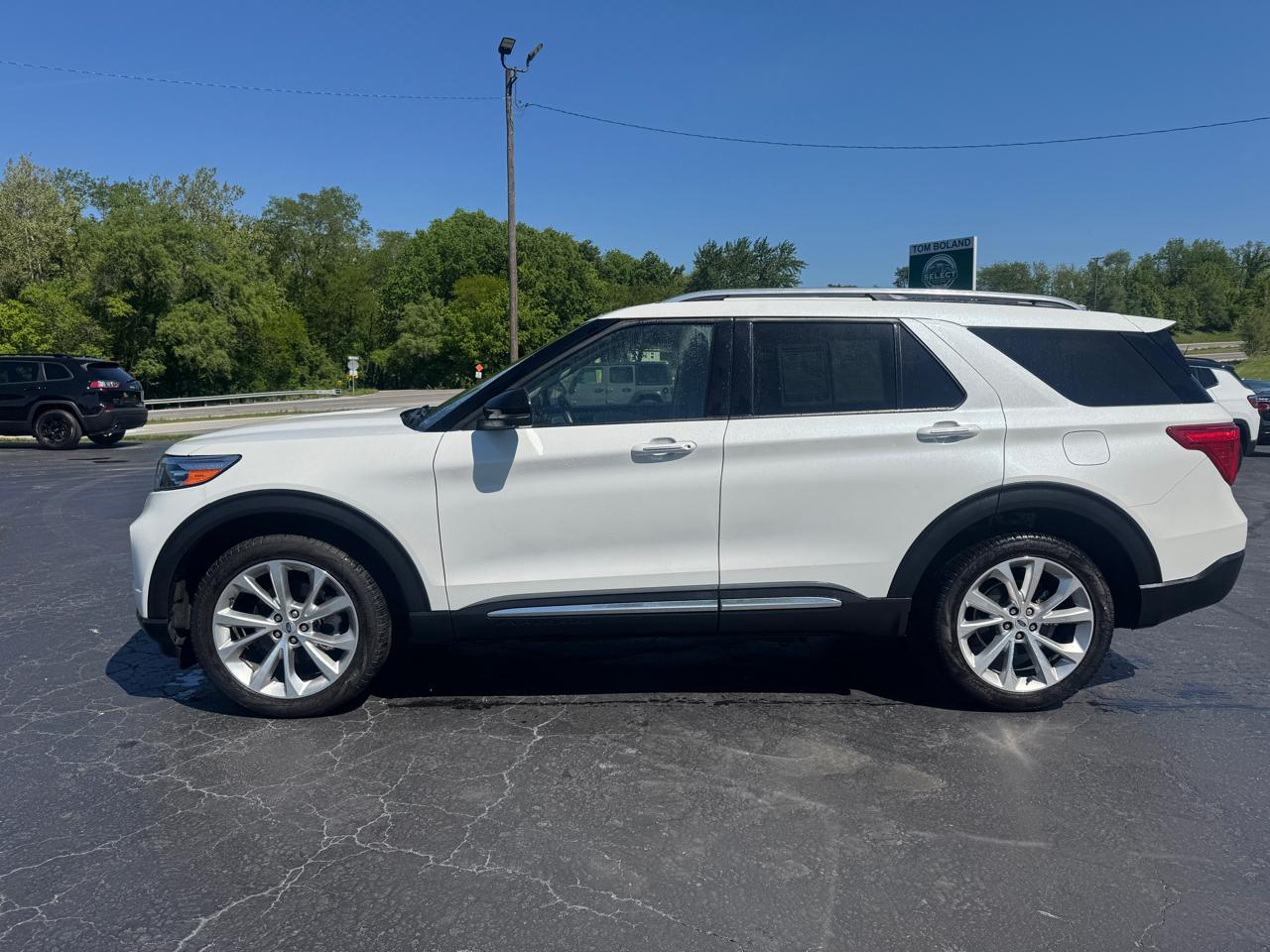 Ford Explorer Platinum AWD 2023