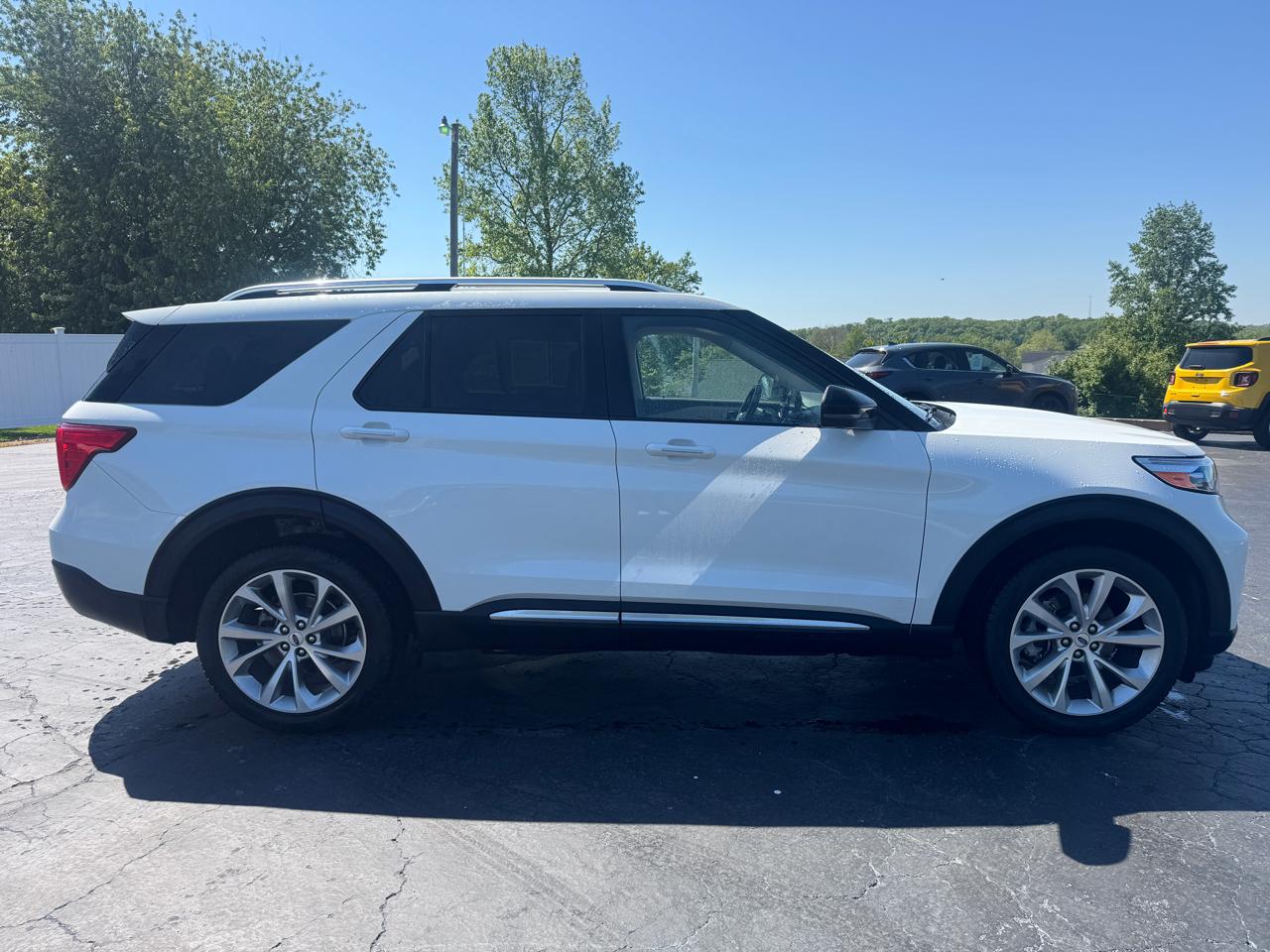 Ford Explorer Platinum AWD 2023