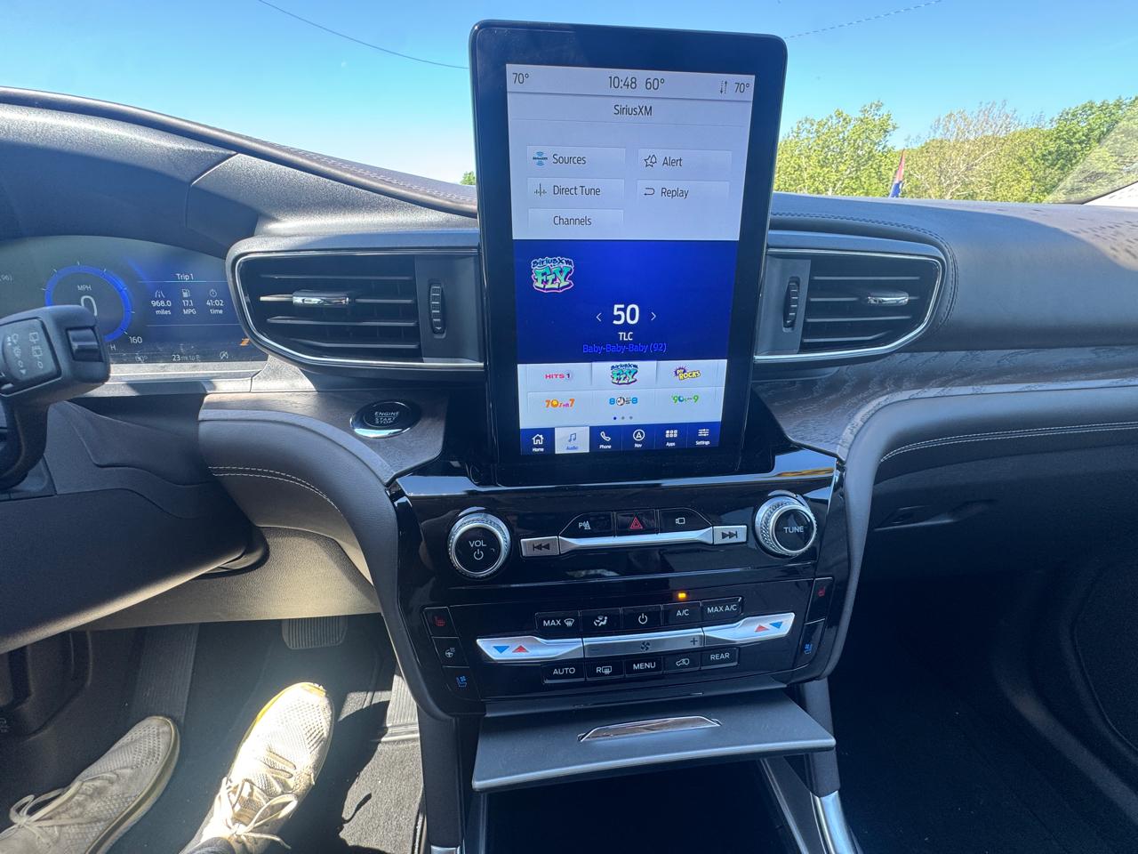 Ford Explorer Platinum AWD 2023
