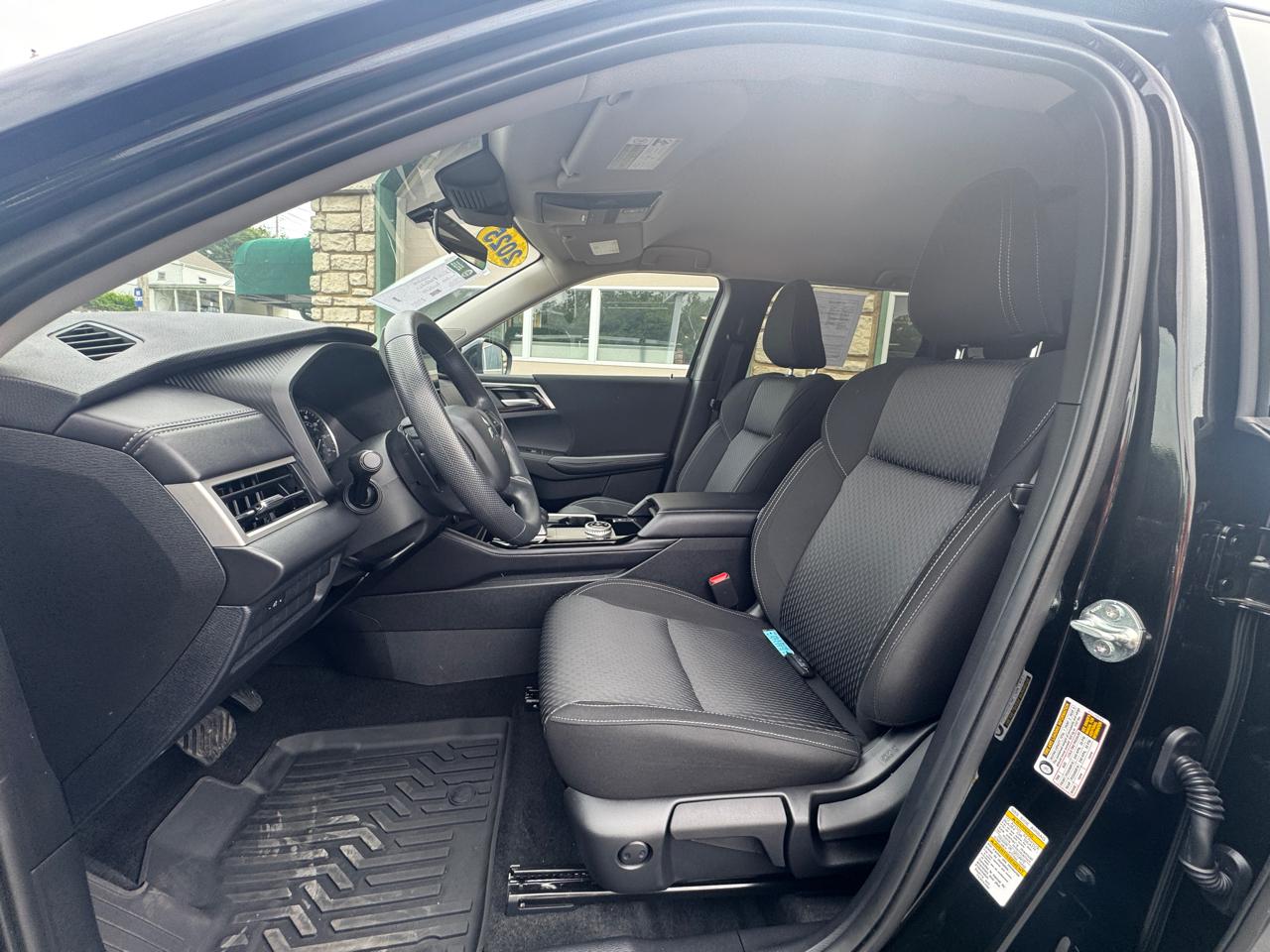 Mitsubishi Outlander ES AWD 2025