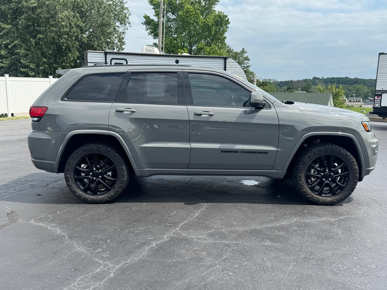 Jeep Grand Cherokee Laredo X 4WD 2021
