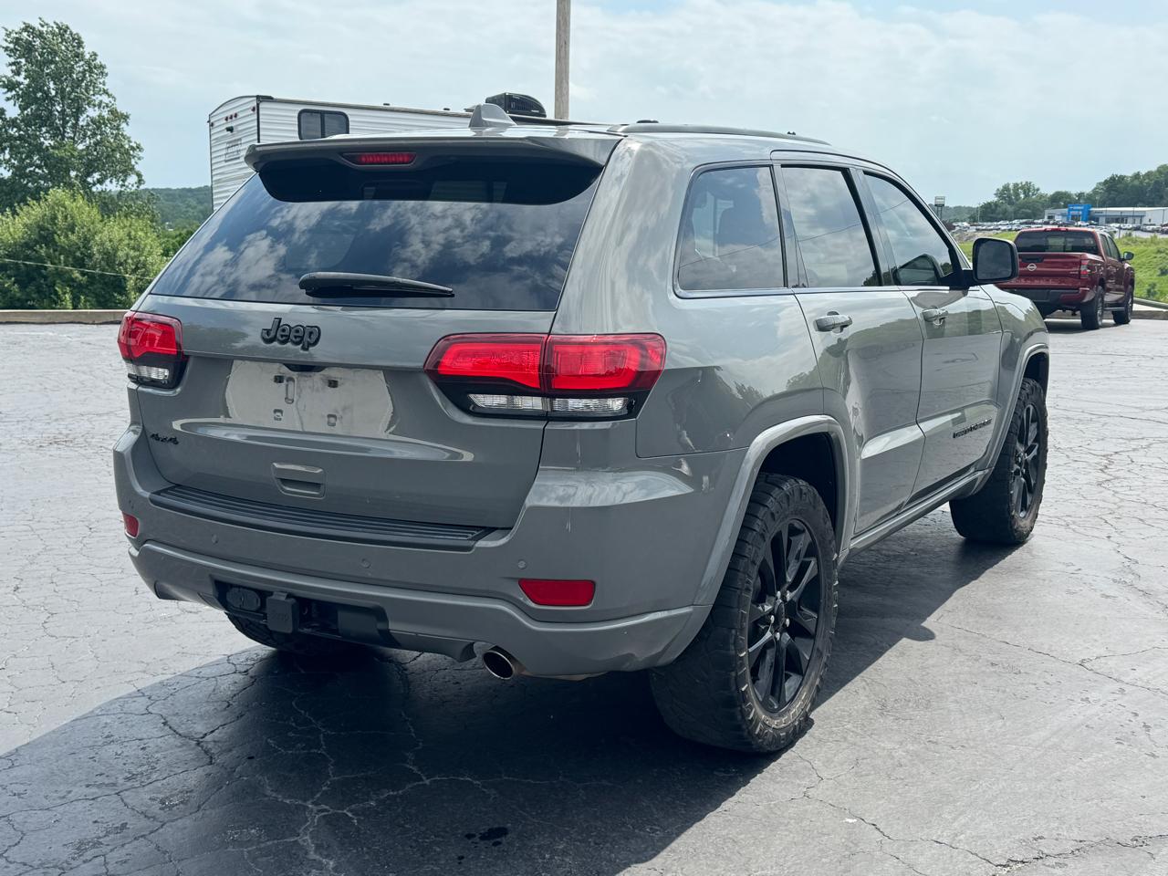 Jeep Grand Cherokee Laredo X 4WD 2021