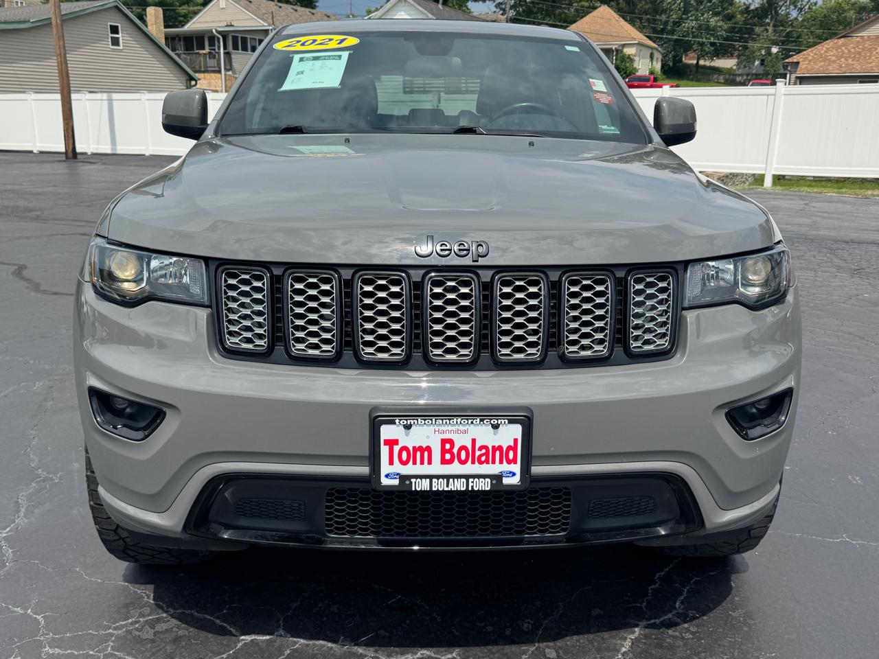Jeep Grand Cherokee Laredo X 4WD 2021
