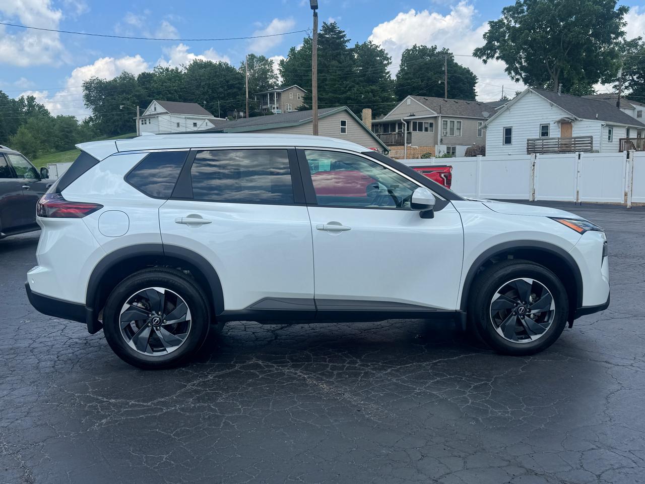 Nissan Rogue SV AWD 2024