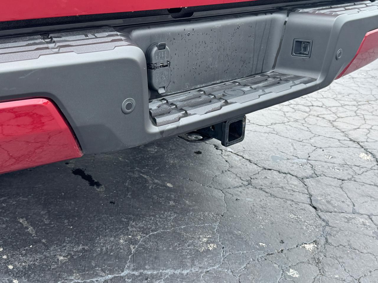 Nissan Frontier SV Crew Cab 4WD 2025