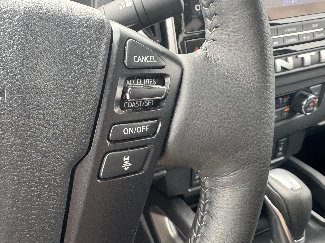 Nissan Frontier SV Crew Cab 4WD 2025