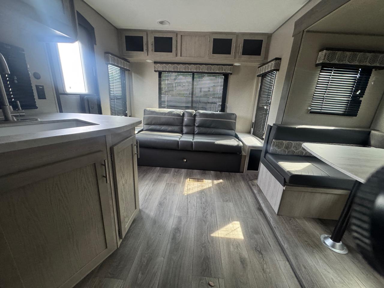 Coachmen Catalina  2023