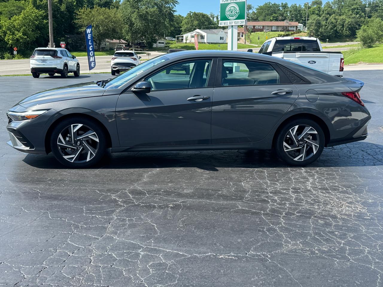 Hyundai Elantra SEL Sport 2025