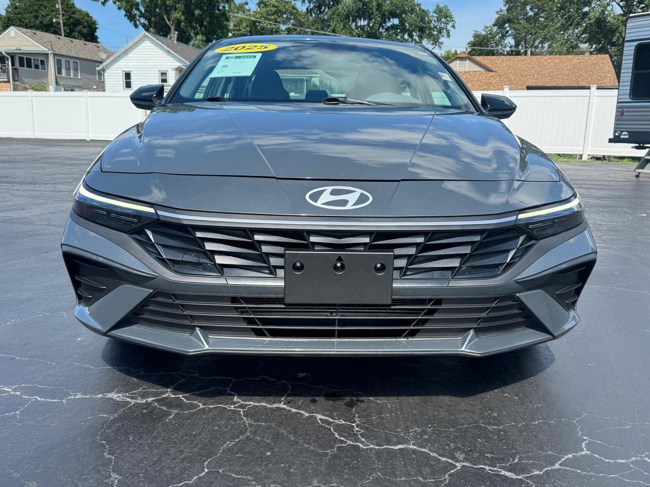 Hyundai Elantra SEL Sport 2025