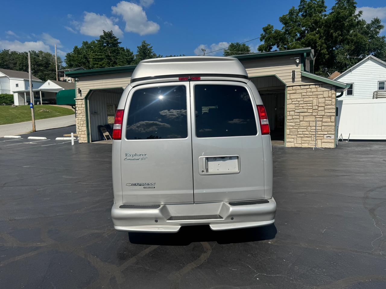 Chevrolet Express 1500 Cargo 2008