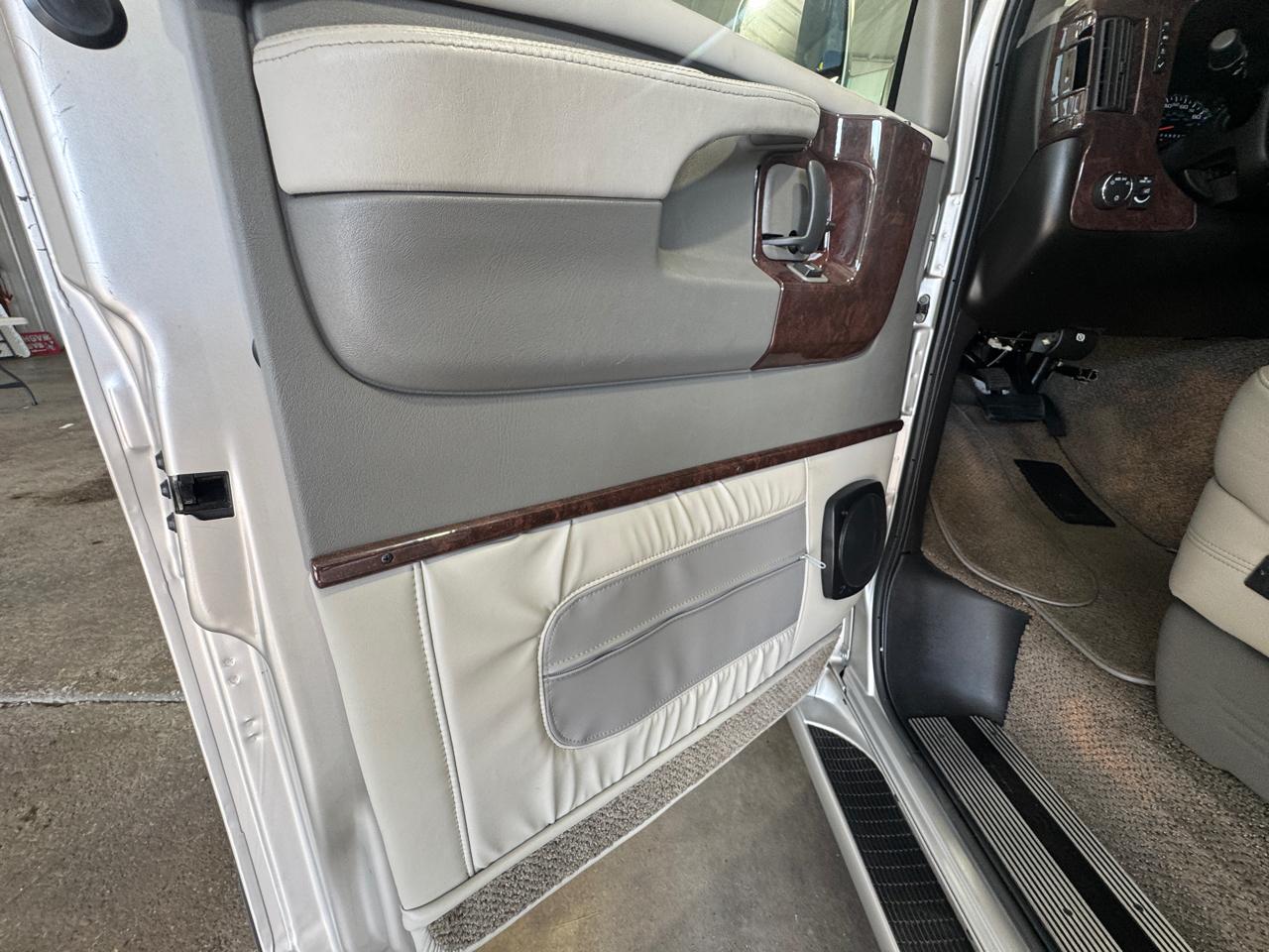 Chevrolet Express 1500 Cargo 2008