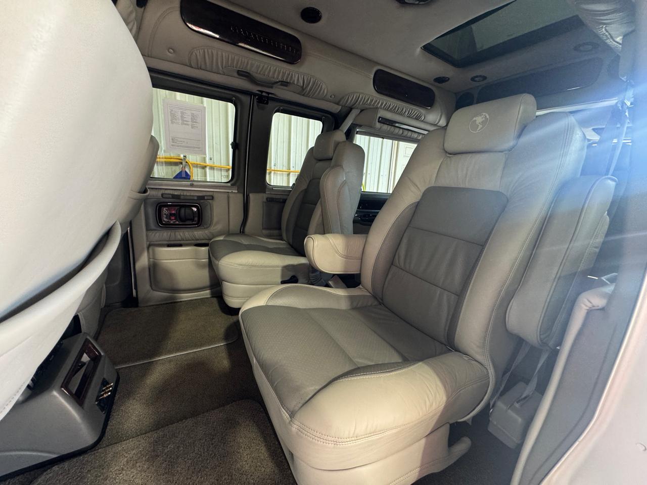 Chevrolet Express 1500 Cargo 2008