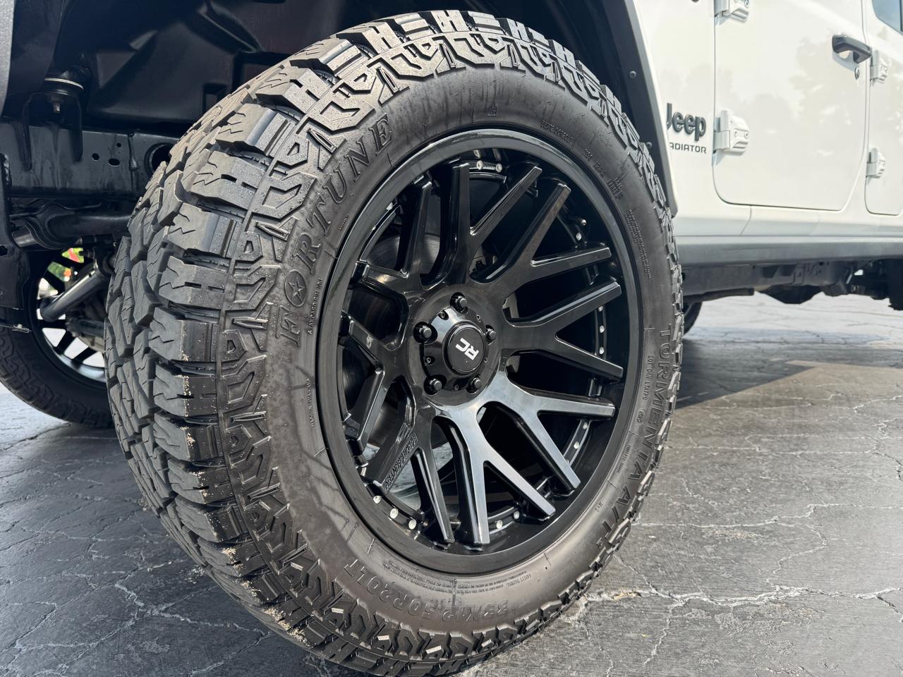 Jeep Gladiator Sport 2021