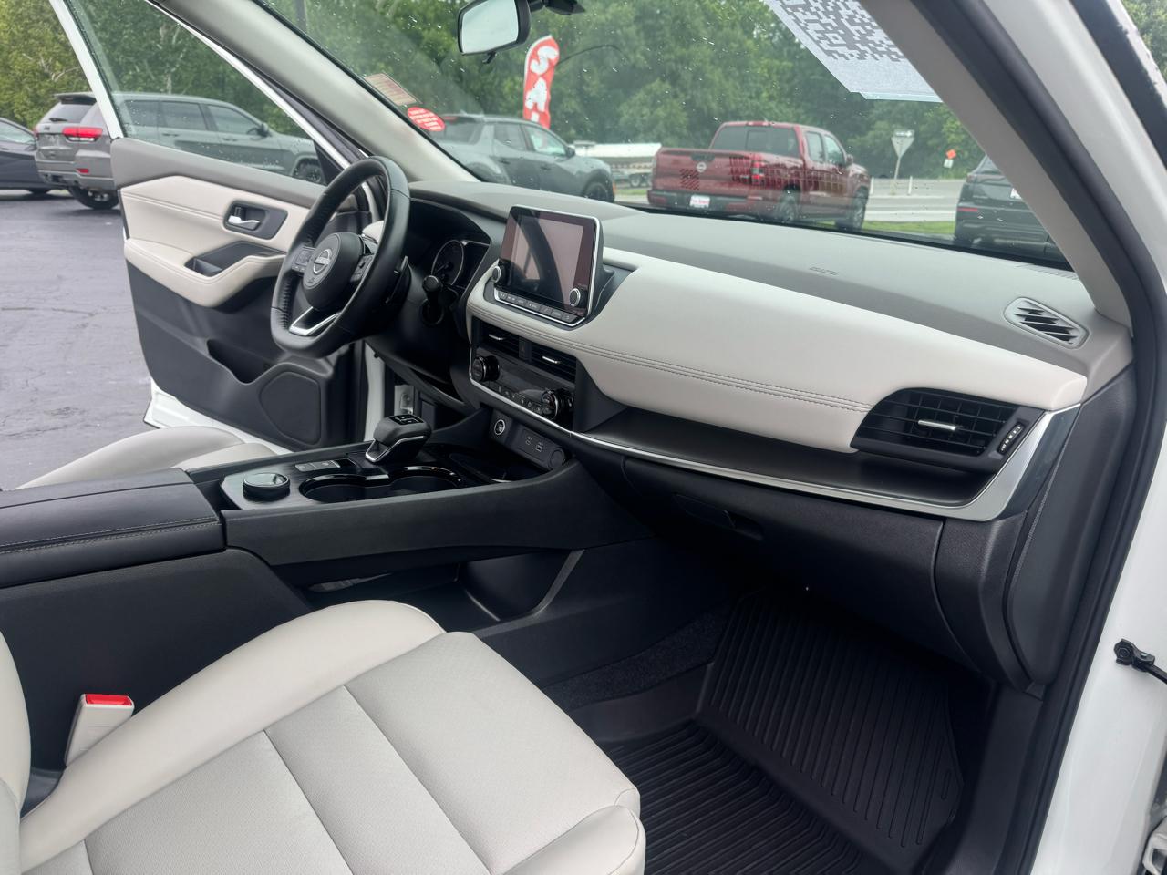 Nissan Rogue SV AWD 2023