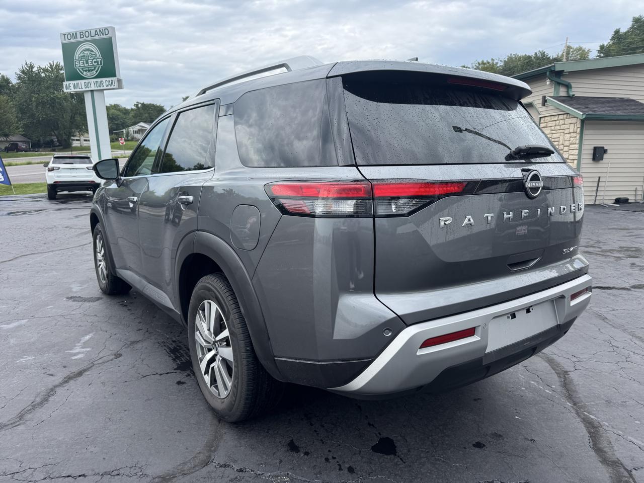 Nissan Pathfinder SL 4WD 2023