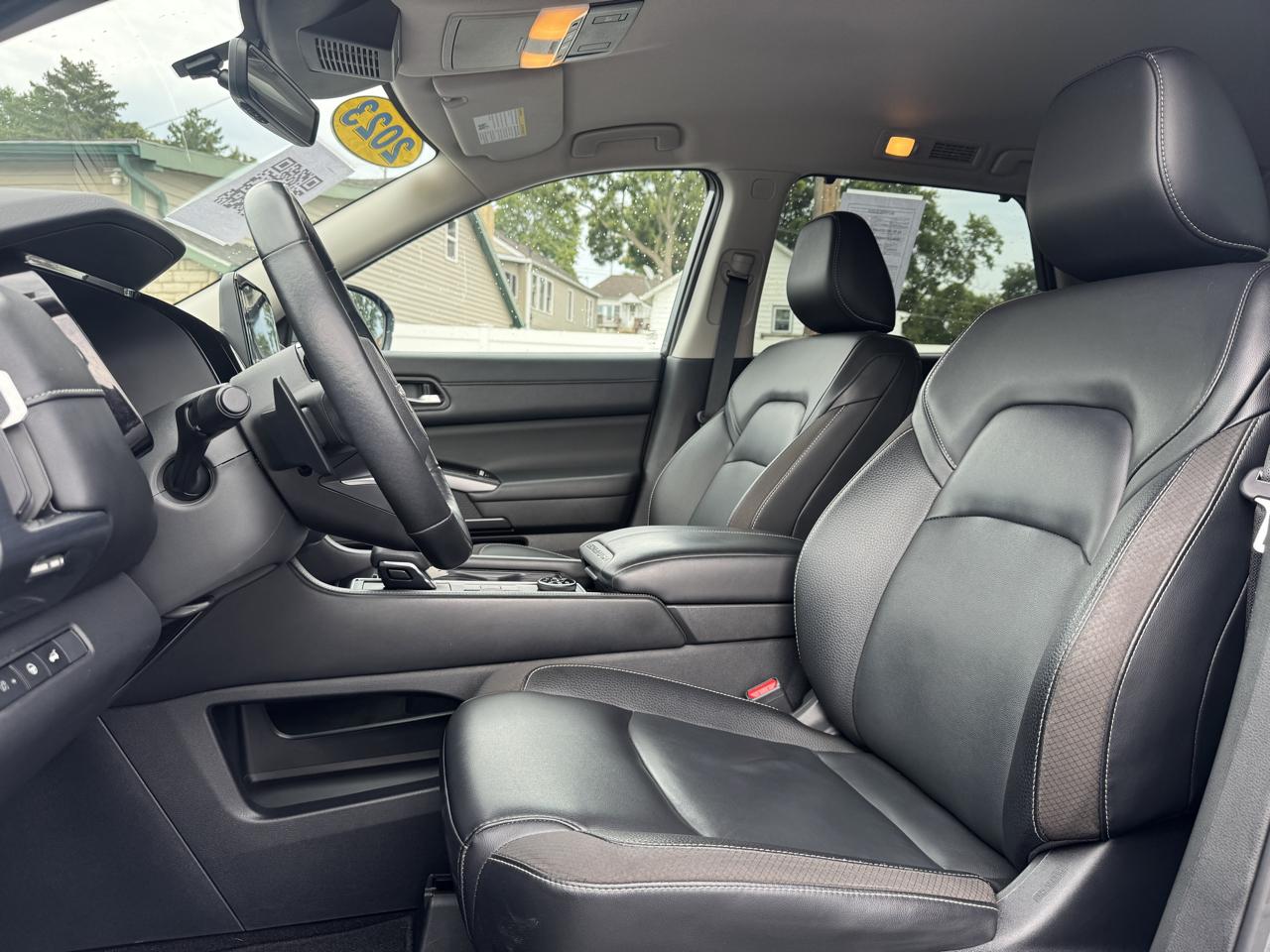 Nissan Pathfinder SL 4WD 2023