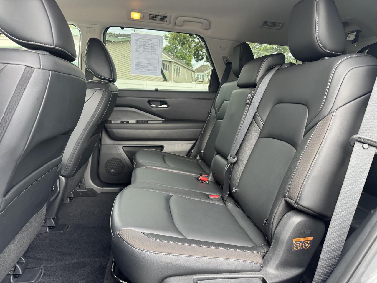 Nissan Pathfinder SL 4WD 2023