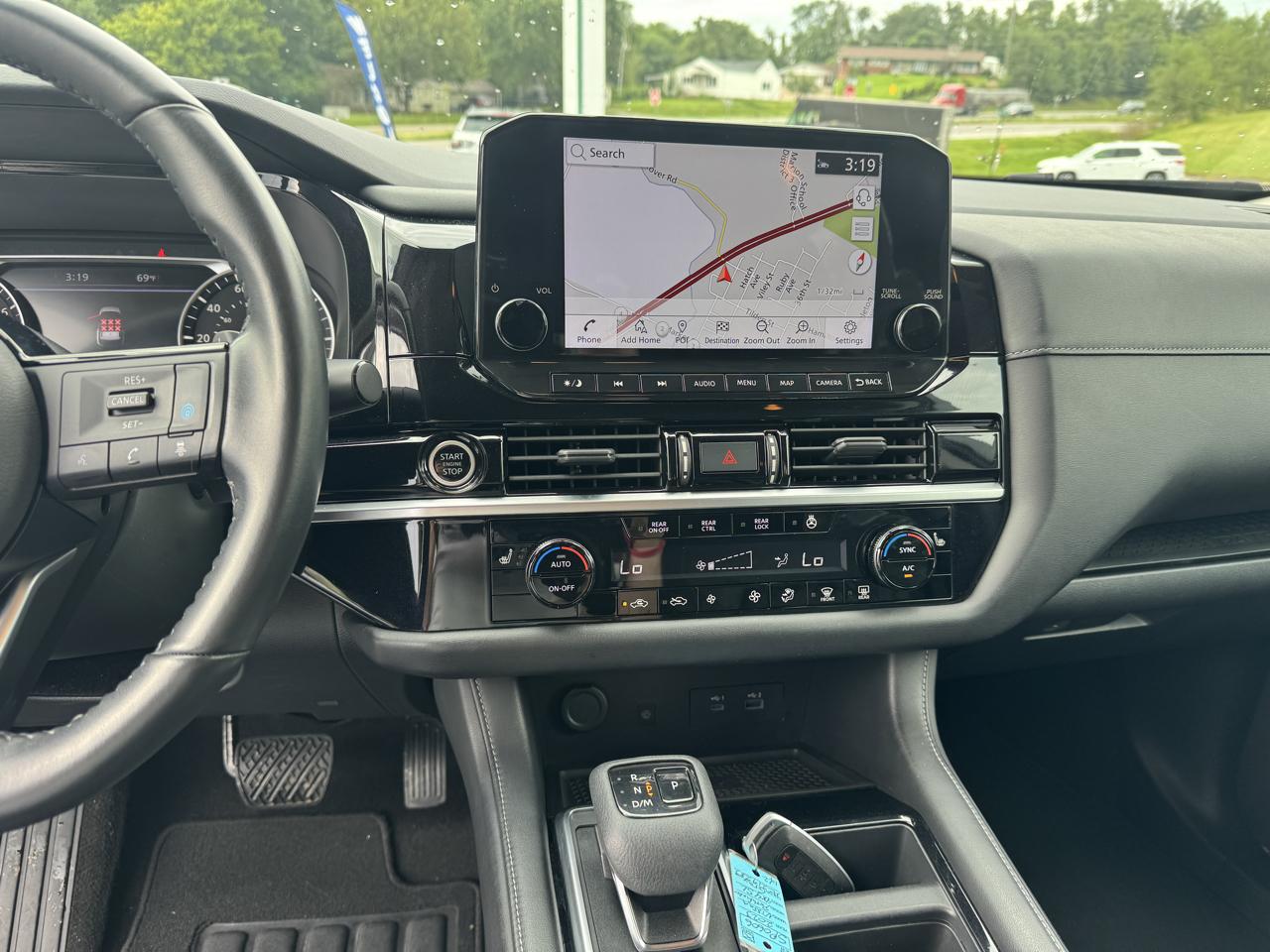 Nissan Pathfinder SL 4WD 2023