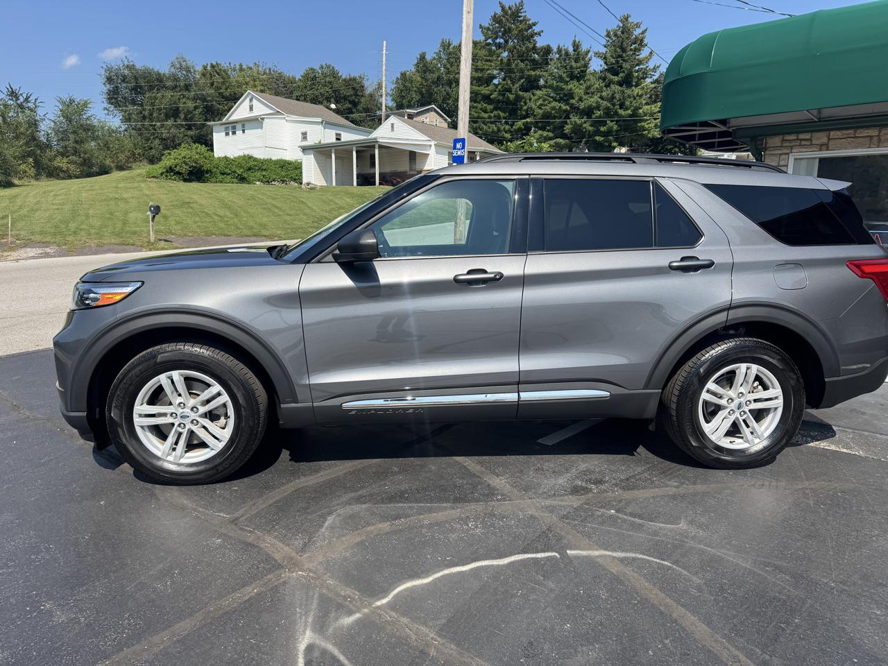 Ford Explorer XLT AWD 2024